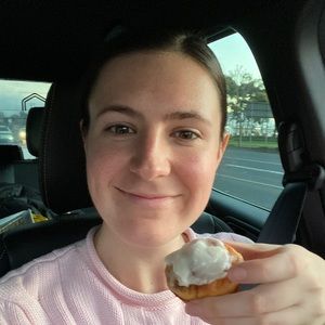 Meet your Posher, Stefanie